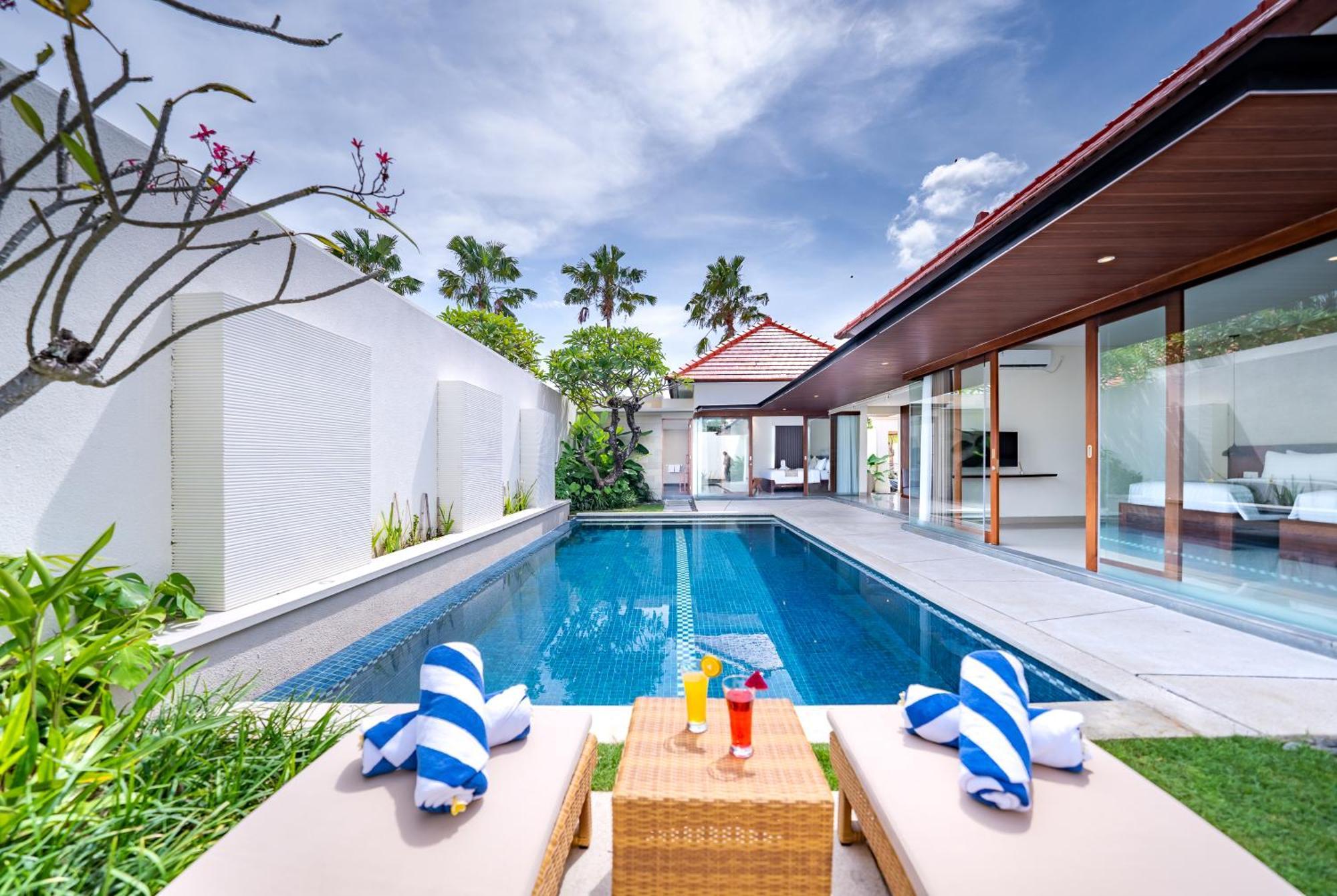 Fenosa Seminyak Villas By Nagisa Bali Экстерьер фото